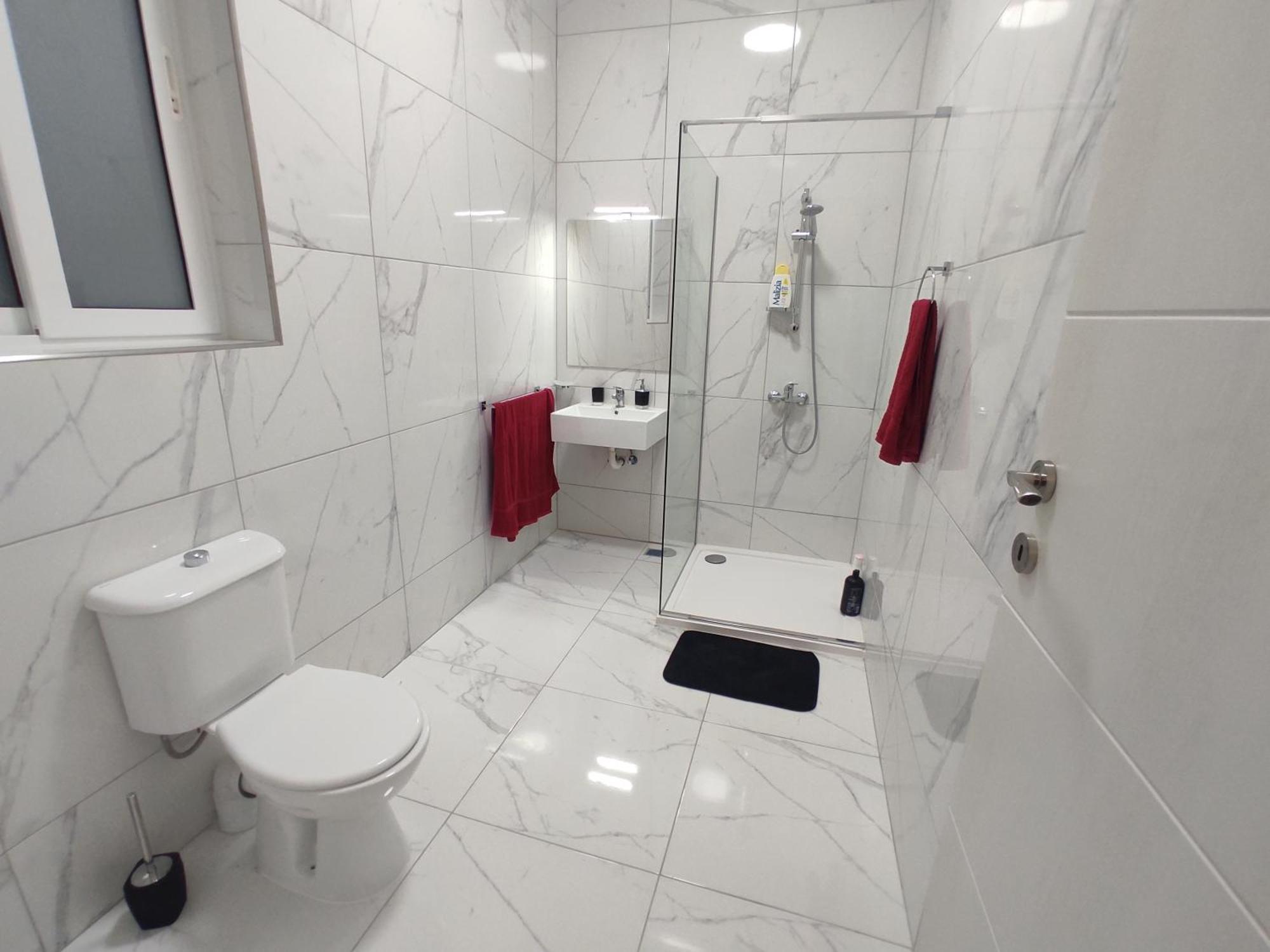 بيت للعطل Charming Townhouse - Steps From Waterfront *